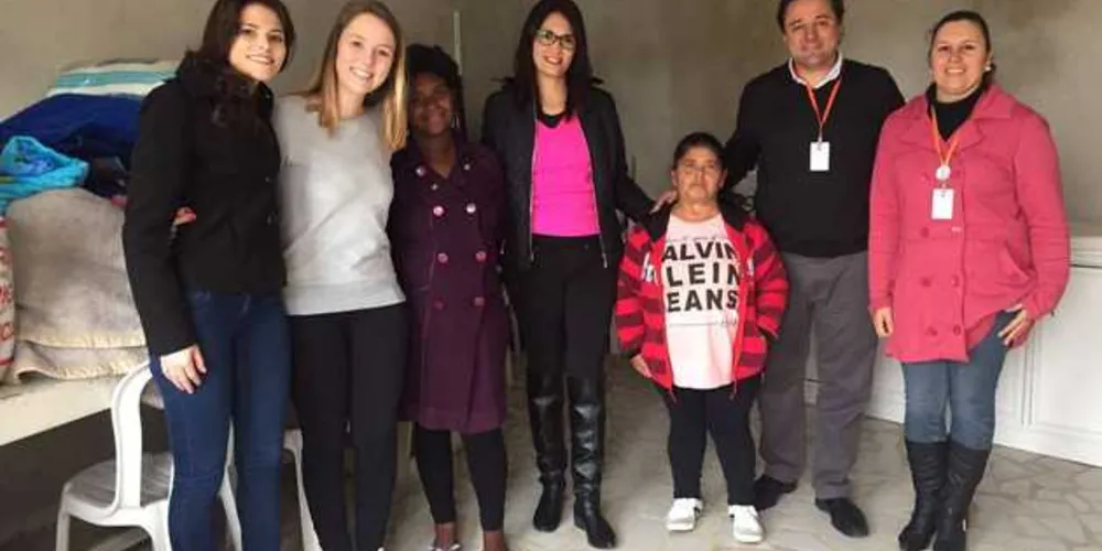 Instituição recebeu doação de mais de 70 cobertores arrecadados por alunos das Faculdades Cescage | Divulgação