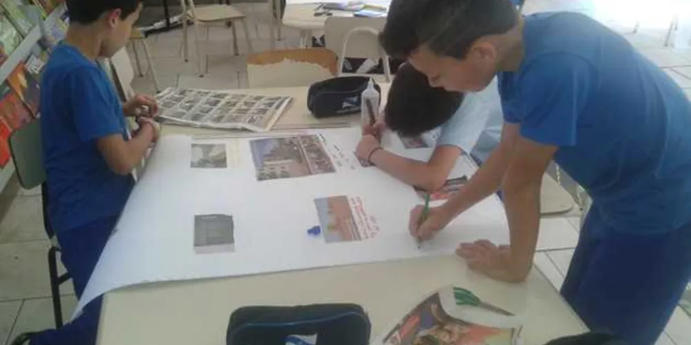 Trabalho foi realizado na biblioteca da escola.