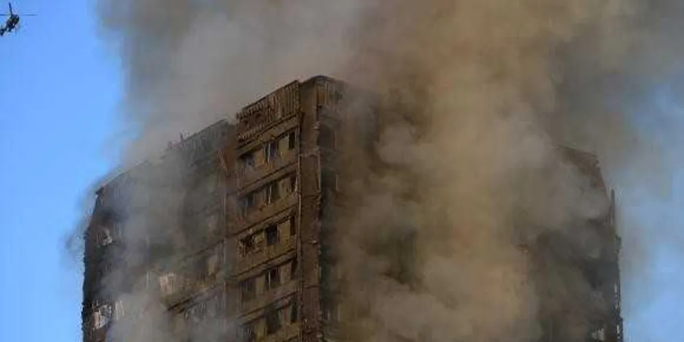 Imagem ilustrativa da imagem Sobe para 17 número de mortos em incêndio em Londres
