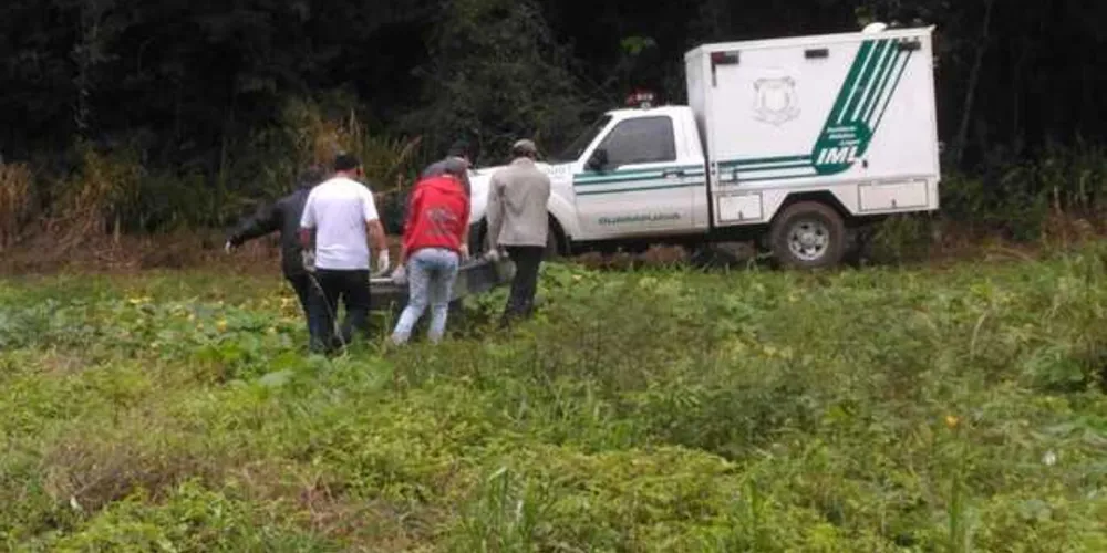 Homem de 72 anos havia desaparecido há menos de um dia e foi encontrado já sem vida a dois metros de profundidade | Divulgação/PM