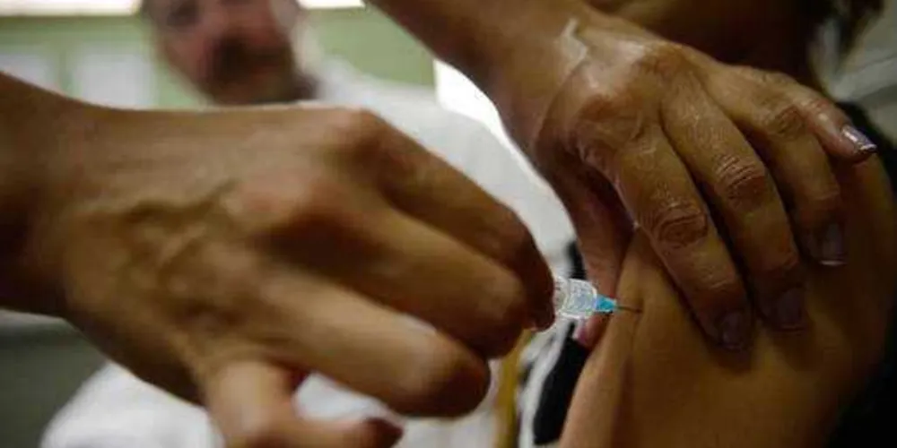 Imagem ilustrativa da imagem Mais de 380 mil meninos devem ser vacinados contra HPV no PR