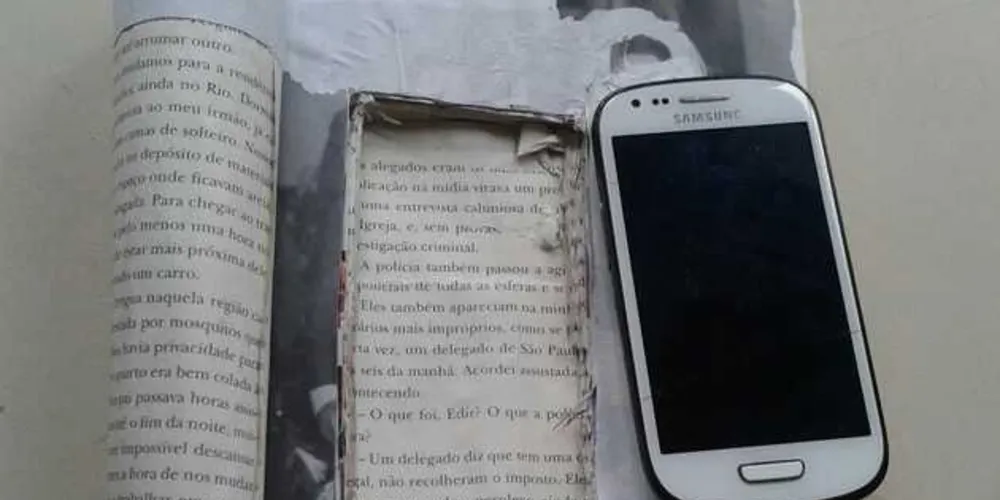 Imagem ilustrativa da imagem Presos escondiam celulares em livro e colchões na região