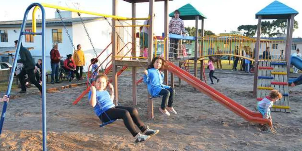 Imagem ilustrativa da imagem Prefeitura entrega revitalização feita com materiais próprios