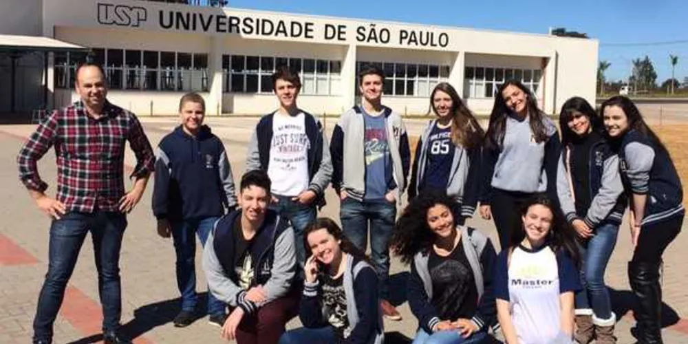 Alunos de Ponta Grossa representaram o Paraná em um projeto da USP que desenvolve pesquisas aeroespaciais | Divulgação