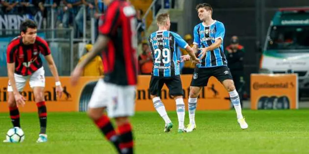 Goleada por 4 a 0 garante vantagem imensa para o Tricolor no jogo de volta | Lucas Uebel/Grêmio
