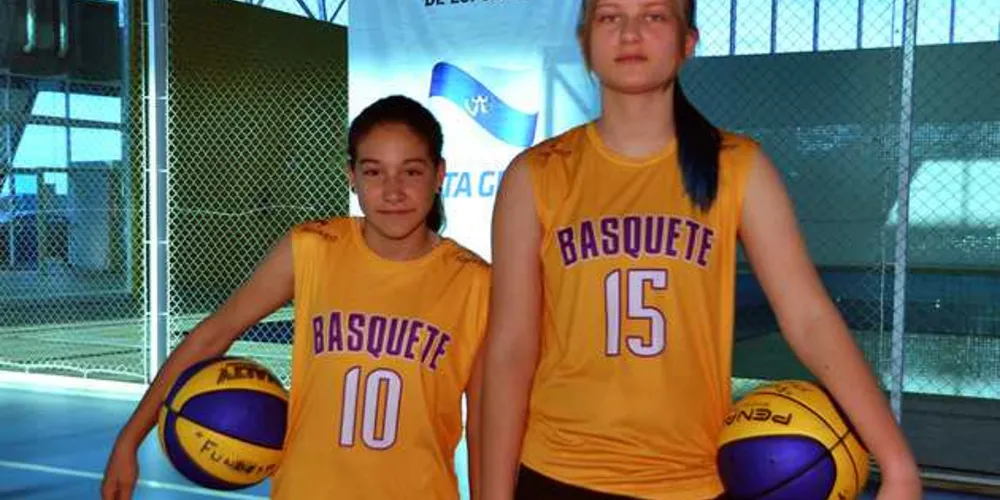 Atletas reveladas na Escola da Bola integram a seleção de base de basquete do Paraná | Divulgação