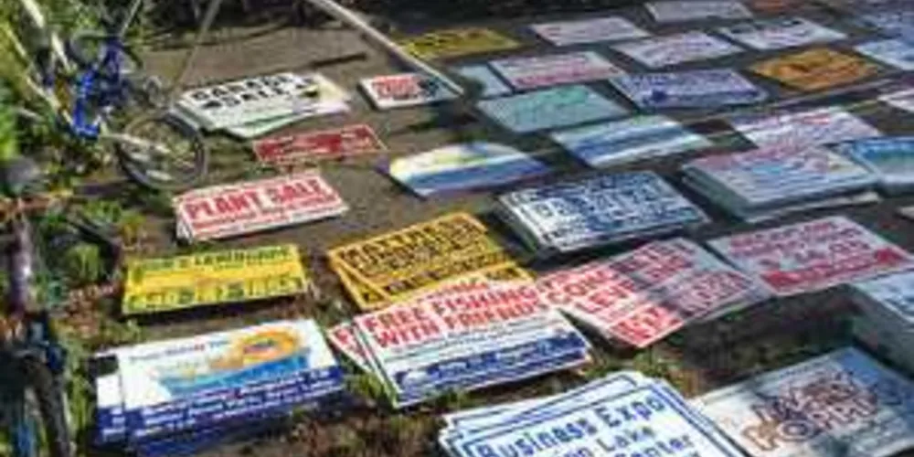 Americano furta 500 placas nas ruas para não distrair motoristas/ Foto: UOL\Polícia de Avon Lake