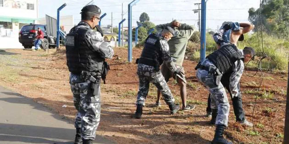 Imagem ilustrativa da imagem Operação conjunta aborda 520 pessoas e faz 21 detenções