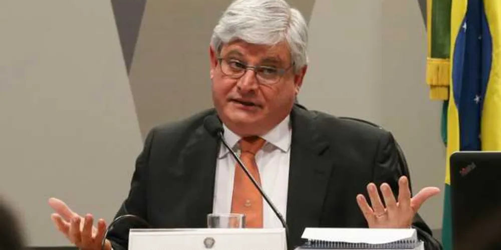 Imagem ilustrativa da imagem Janot diz que não gostou de apresentar denúncia contra Temer