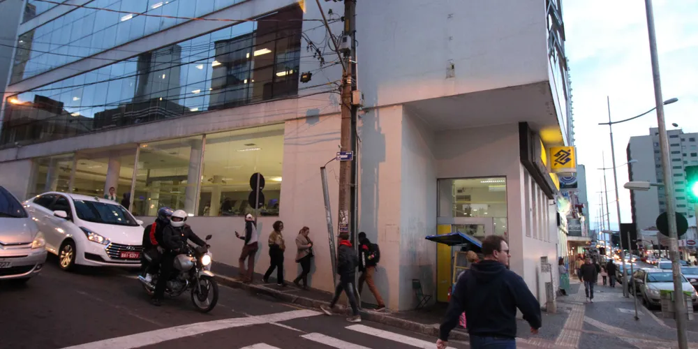 Imagem ilustrativa da imagem Banco do Brasil fecha agência central nos fins de semana