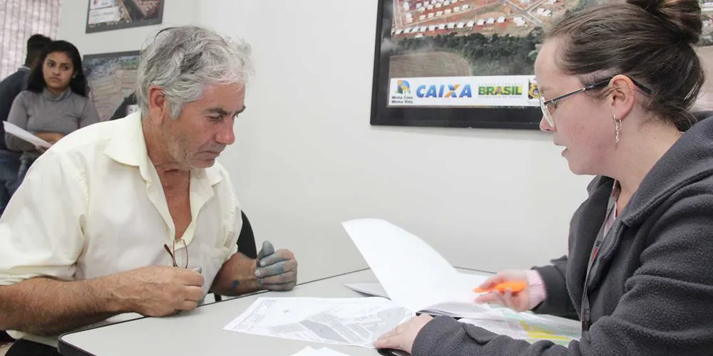 Imagem ilustrativa da imagem Prolar realiza sorteio de lotes para famílias no Sabiás