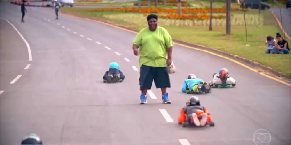 Ator Serjão Loroza esteve em PG para gravar a matéria | Reprodução/Globo