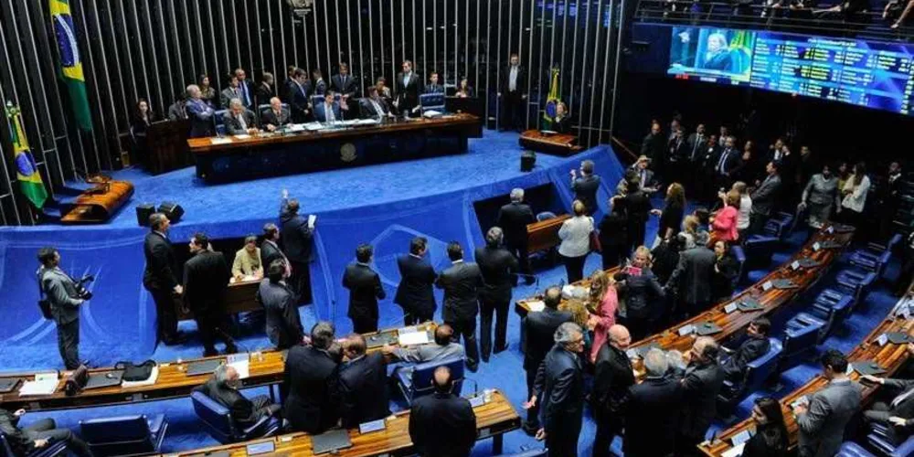Imagem ilustrativa da imagem Senadores do PR votam contra a reforma trabalhista