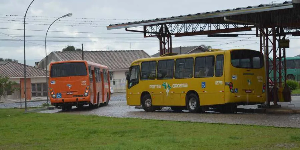 Imagem ilustrativa da imagem ‘Quinteto de Metais’ se apresenta em ônibus de PG nesta segunda