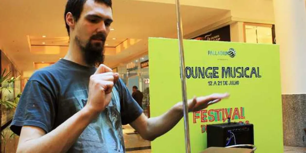 Instrumento russo será apresentado nesta quarta no lounge do shopping Palladium | Divulgação