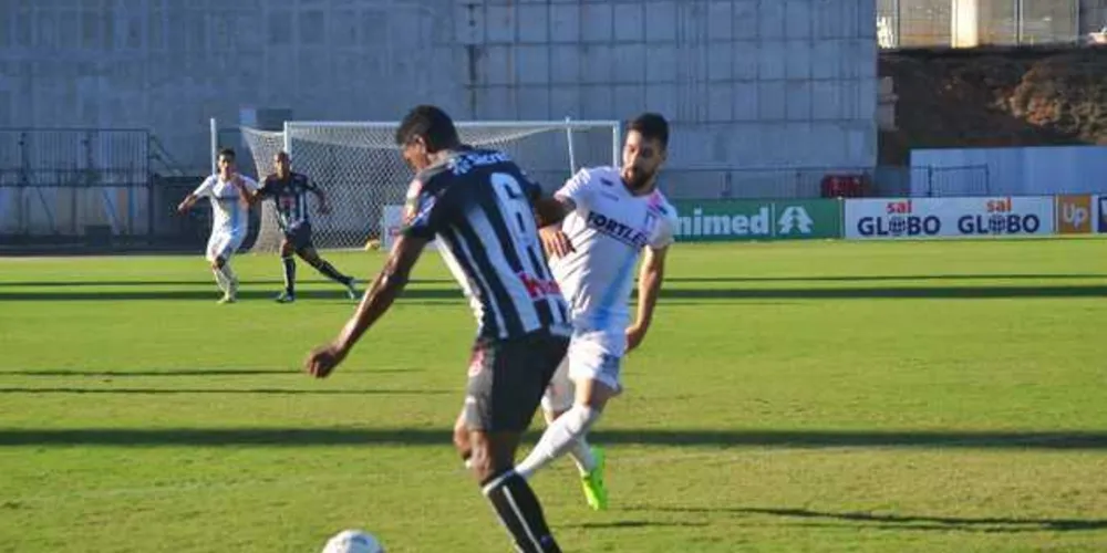 Imagem ilustrativa da imagem Operário tropeça no primeiro jogo das oitavas da Série D