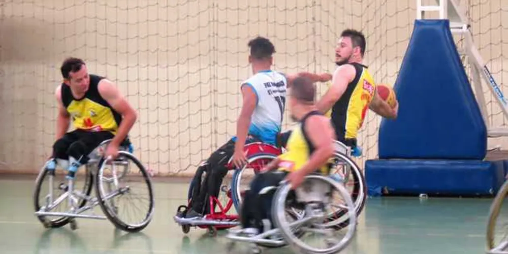 Equipe de PG tem uma vitória e uma derrota na competição estadual | Divulgação