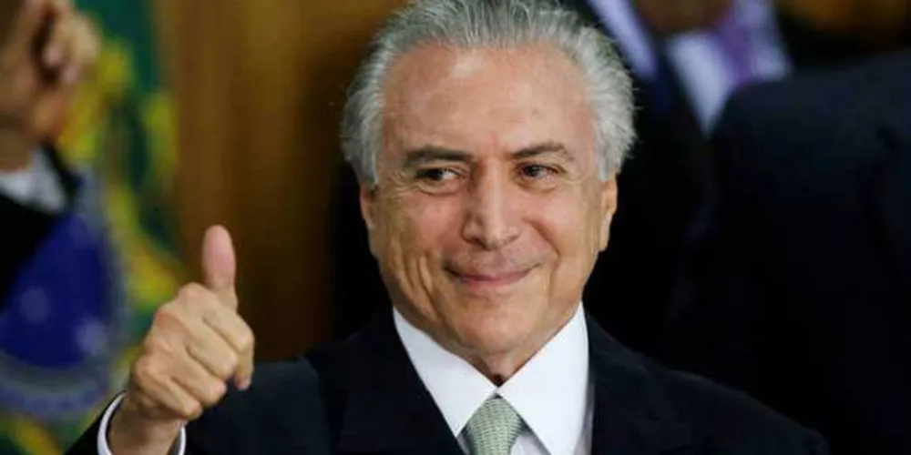 O presidente Michel Temer reuniu na noite de ontem (27) ministros e deputados da base aliada em mais um jantar antes da votação/Foto: Fotos Públicas