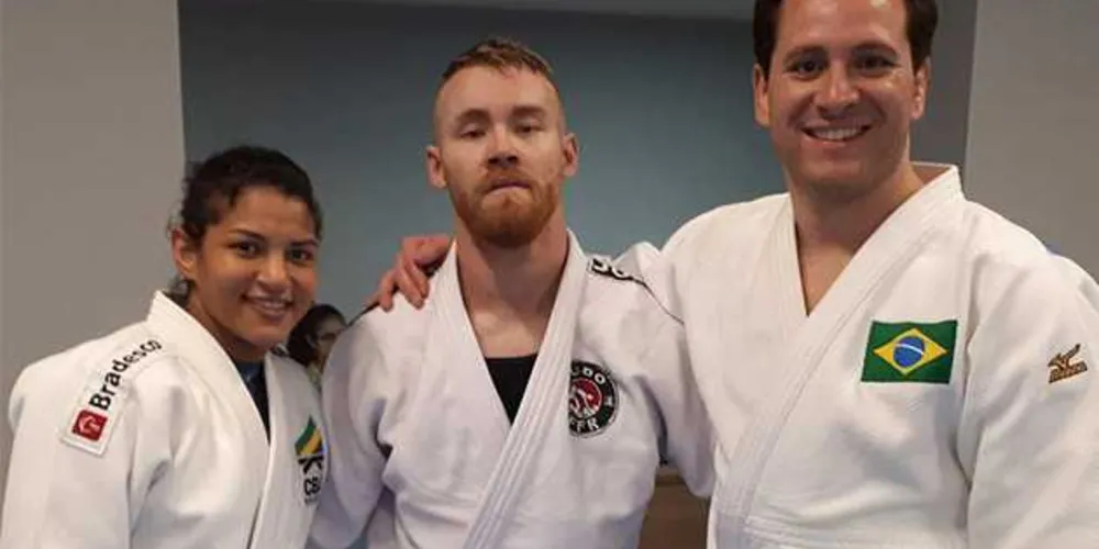 Imagem ilustrativa da imagem Judoca de PG participa de treinamento com campeões olímpicos