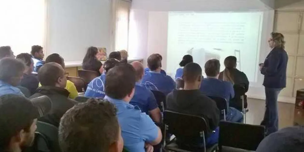Imagem ilustrativa da imagem Princesa dos Campos atua na prevenção de acidentes