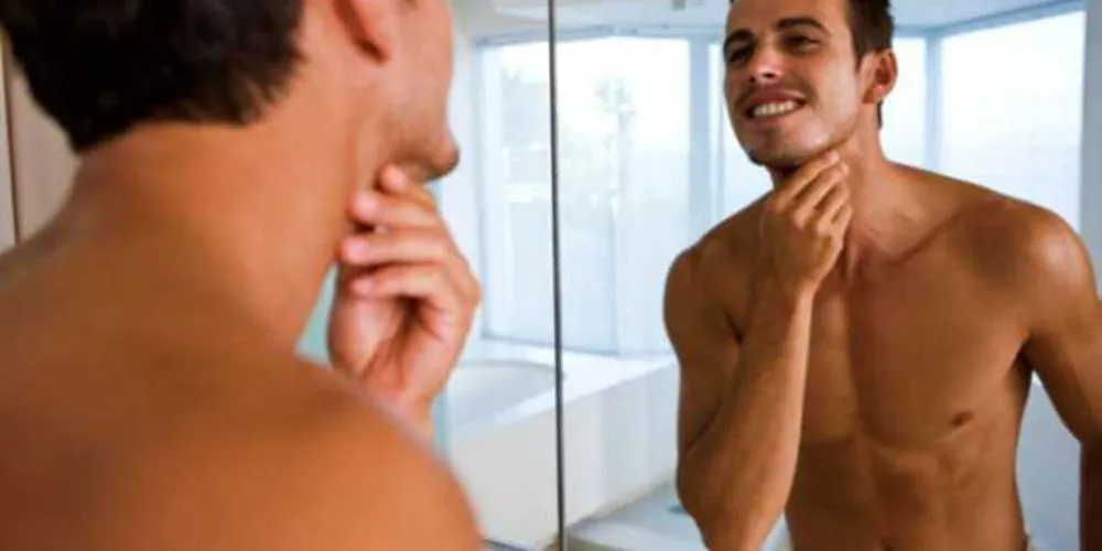 Mas vale a pena dedicar meia horinha a dar aquele trato completo no rosto, no corpo e no cabelo. Sua autoestima agradece! 