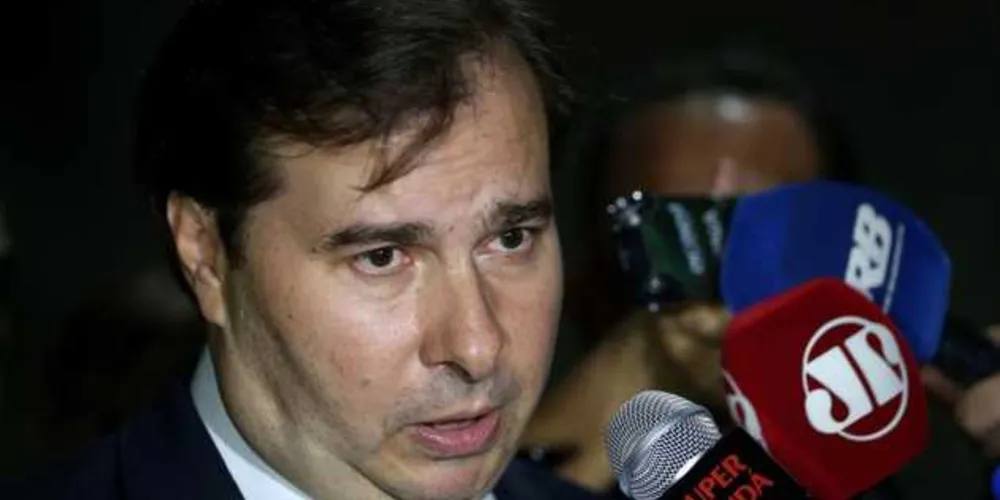 Maia disse que amanhã (8) à noite voltará a se reunir com o presidente do Senado/Foto: Fotos Públicas