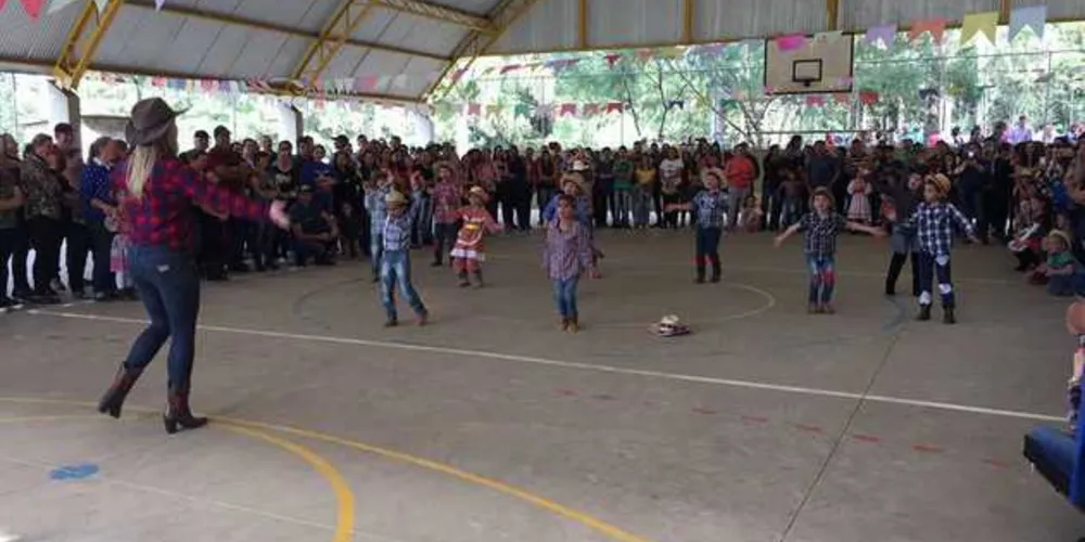Festa marcou calendário escolar em Imbituva