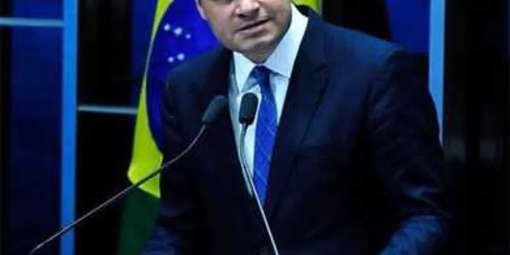 Parlamentar de Ponta Grossa está entre os 108 deputados que votaram pelo afastamento de Cunha, Dilma e Temer