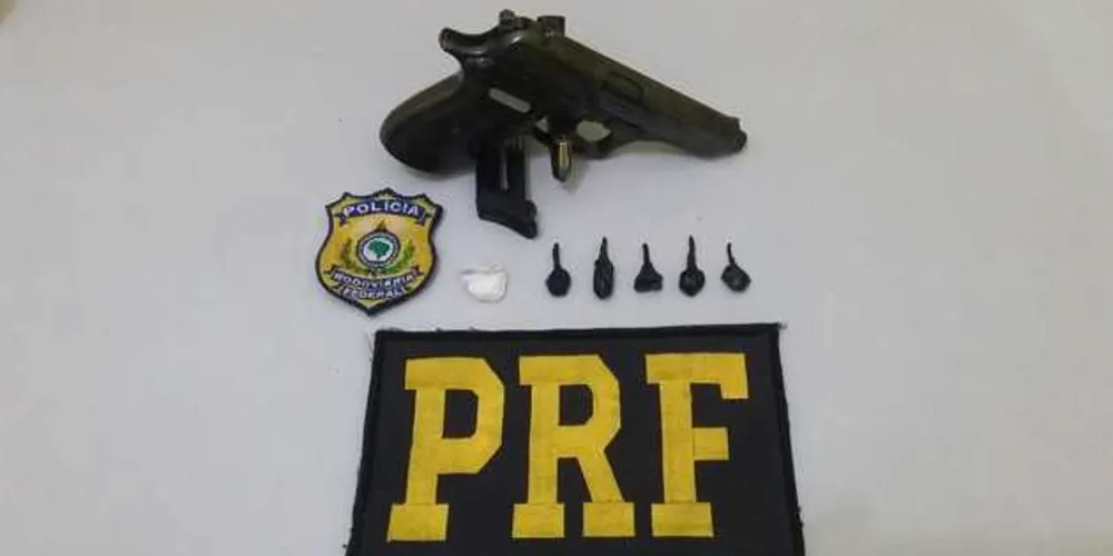 Imagem ilustrativa da imagem PRF apreende droga e arma na ‘Festa do Feijão’