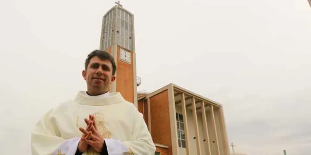 Imagem ilustrativa da imagem Terceiro padre da Diocese é ordenado em Piraí do Sul