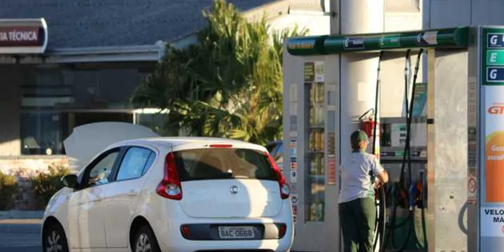 Imagem ilustrativa da imagem Gasolina tem alta de R$ 0,29 em PG após reajuste