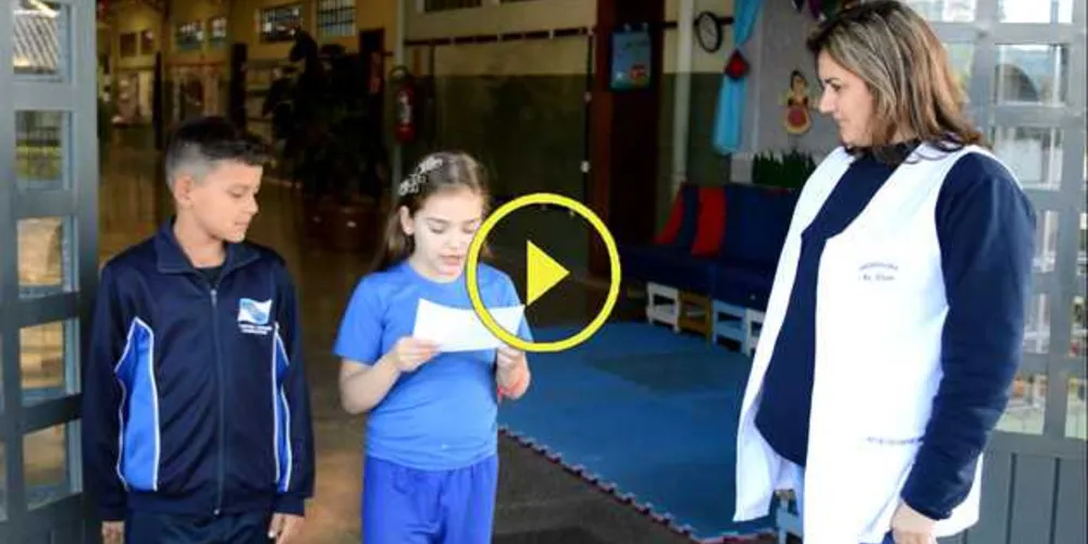 Imagem ilustrativa da imagem Professor e diretora comentam sobre aumento da passagem