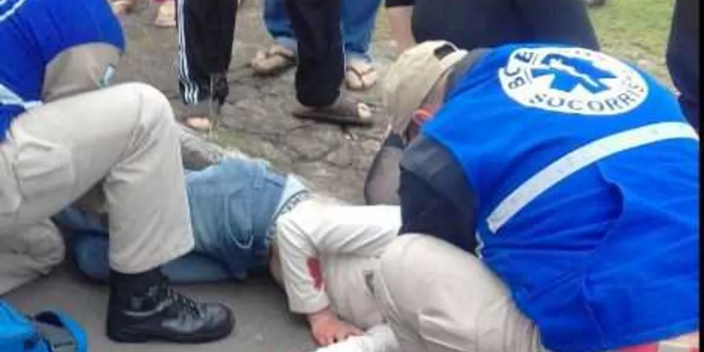 Colisão aconteceu na Rua Hercílio Slavieiro, no Parque Nossa Senhora das Graças