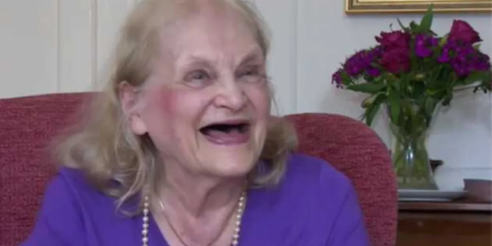 Atualmente, Joy está tirando uma folga de um ano do doutorado enquanto se recupera de uma cirurgia no quadril/Foto: Reprodução BBC Brasil