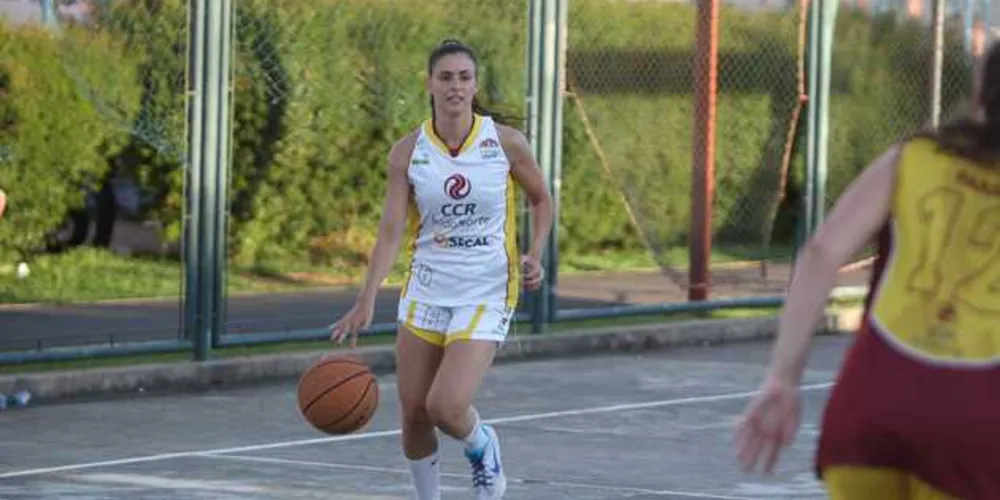 Equipe Adulta Feminina, da ala Kiara (foto), busca um histórico tetracampeonato para Ponta Grossa