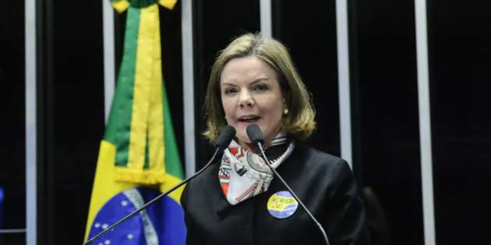 Gleisi e o marido, o ex-ministro Paulo Bernardo, se tornaram réus na Operação Lava Jato em setembro do ano passado/Foto: Fotos Públicas