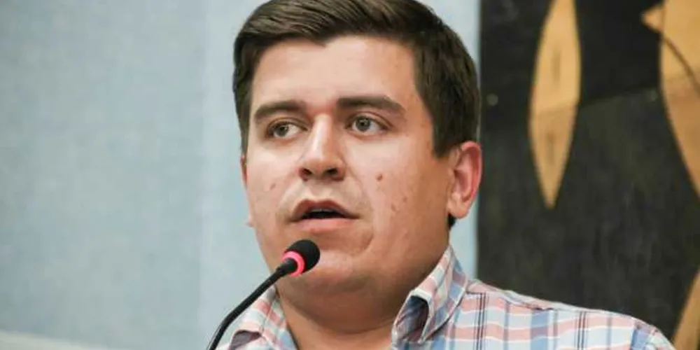 Imagem ilustrativa da imagem “Presos custam três vezes mais que combate às drogas”, diz Vinícius Camargo