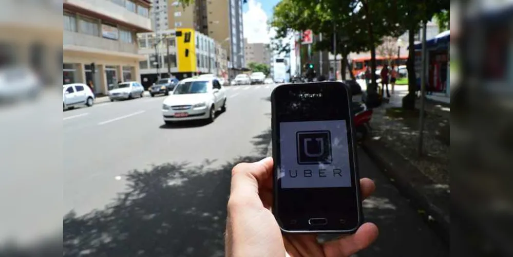 Imagem ilustrativa da imagem Uber deve encarecer preço da tarifa de ônibus