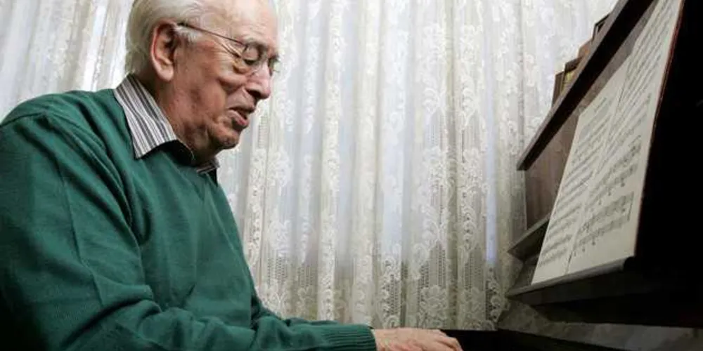 Gabriel de Paula Machado foi pianista da Orquestra Sinfônica de Ponta Grossa por dez anos