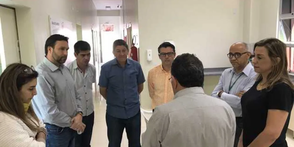Imagem ilustrativa da imagem Pauliki visita cidades dos Campos Gerais e entrega recursos