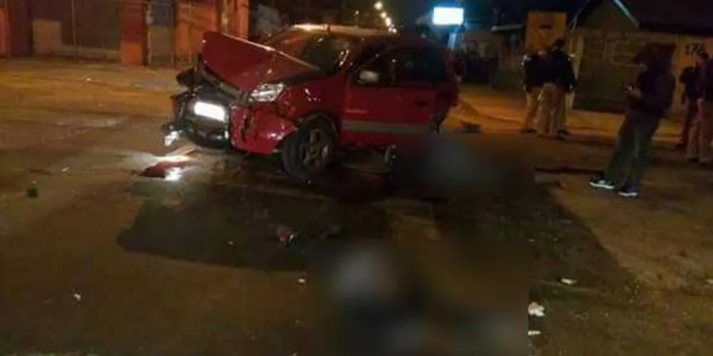 Imagem ilustrativa da imagem Confronto após roubo de carro deixa dois mortos e um ferido