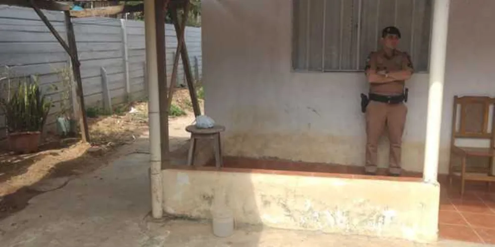 Imagem ilustrativa da imagem Feto é encontrado em quintal de casa em Uvaranas