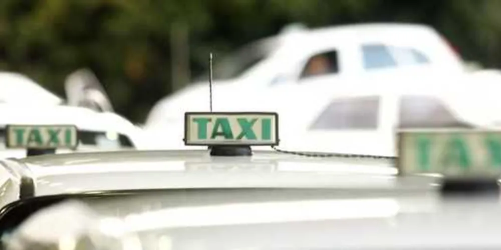 Imagem ilustrativa da imagem Dupla assalta taxista e deixa vítima amarrada