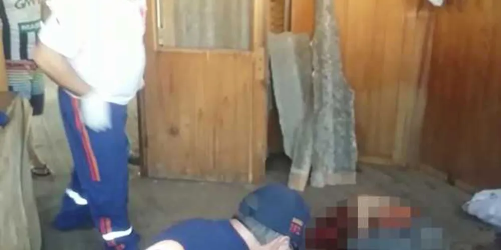 Jovem foi encontrado com lesões graves, principalmente na cabeça