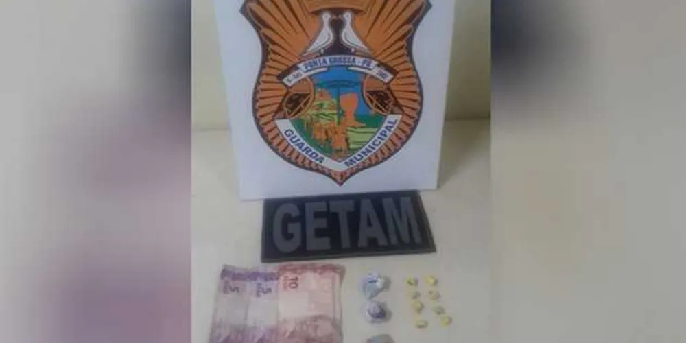 Suspeitos foram encaminhados para delegacia da Polícia Civil