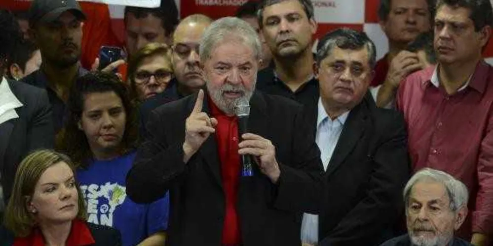 Imagem ilustrativa da imagem Lula depõe em Curitiba com esquema de segurança reforçado
