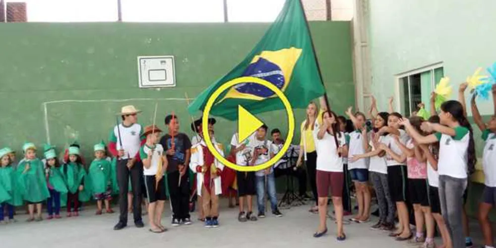 Imagem ilustrativa da imagem Apresentação comemora ‘Dia da Pátria’ em Imbituva