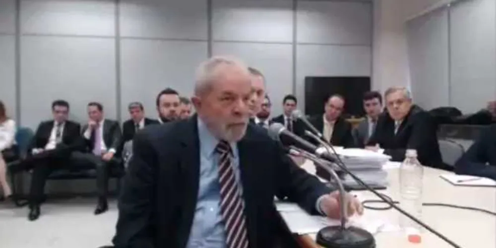 Imagem ilustrativa da imagem “Palocci está preso, tem o direito de querer ser livre”, diz Lula