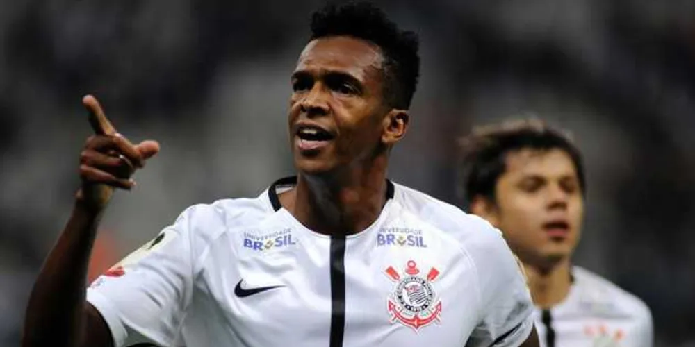 Imagem ilustrativa da imagem Corinthians vence o Vasco com gol de mão