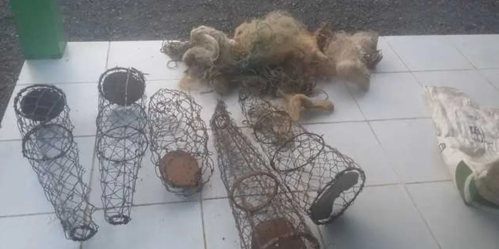 Materiais foram apreendidos e destruídos pelos policiais